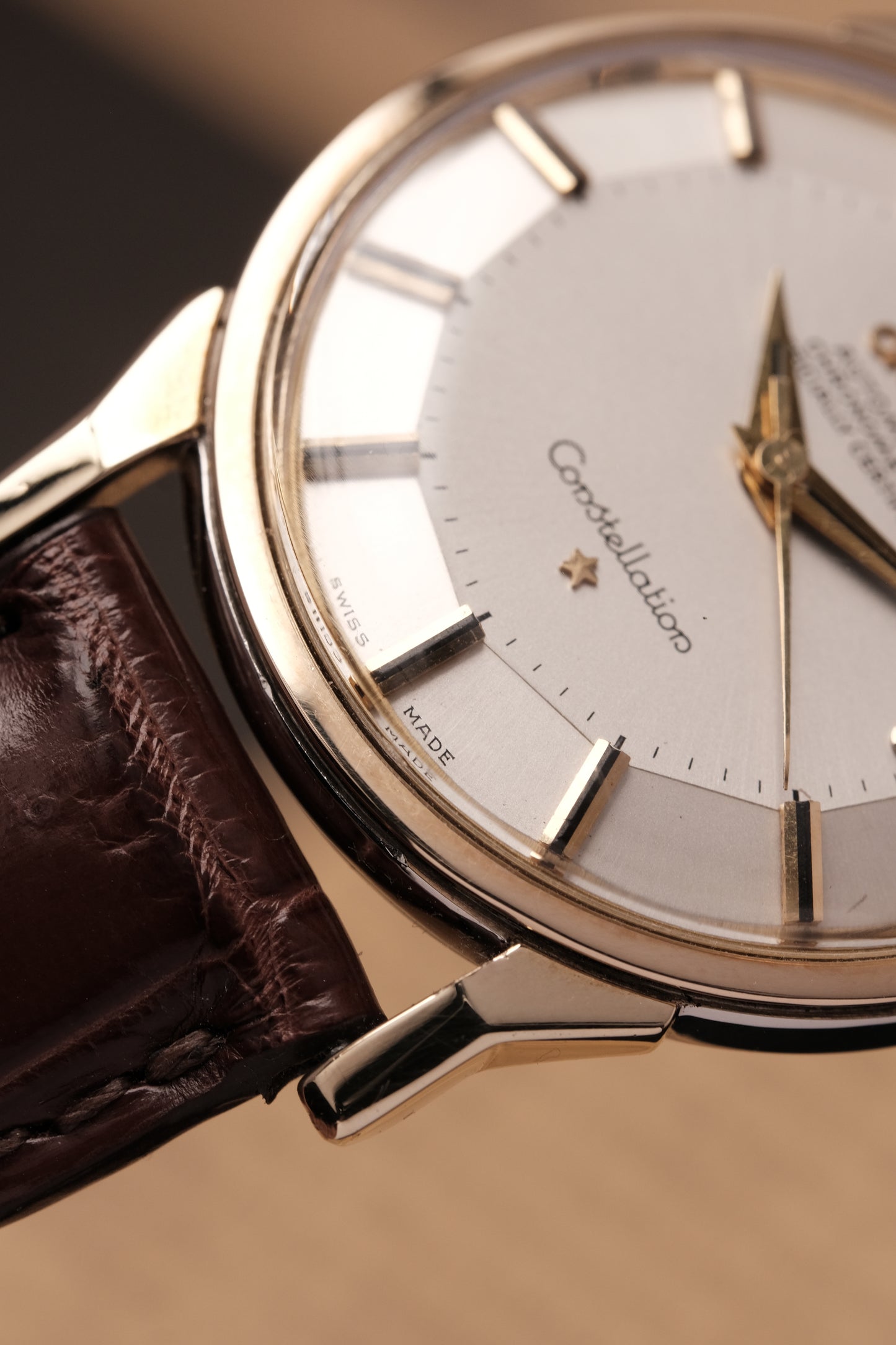 1966 OMEGA CONSTELLATION PIE PAN DOG LEG White Dial AUTOMATIC CHRONOMETER REF. 168.005