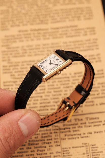 Vintage Japanese Classic Mini Seiko Tank 1400-0400 White Dial Roman numerals (17x25mm)