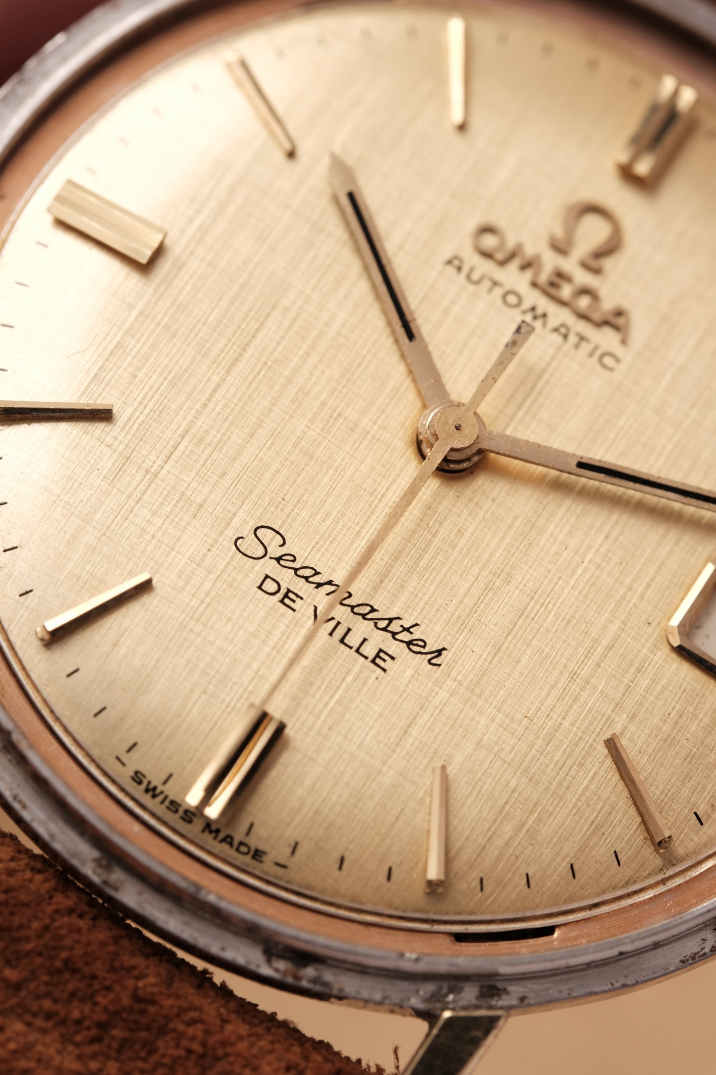 1959 Omega Seamaster De Villé Automatic  Linen Dial 14700-3-SC or 166.020