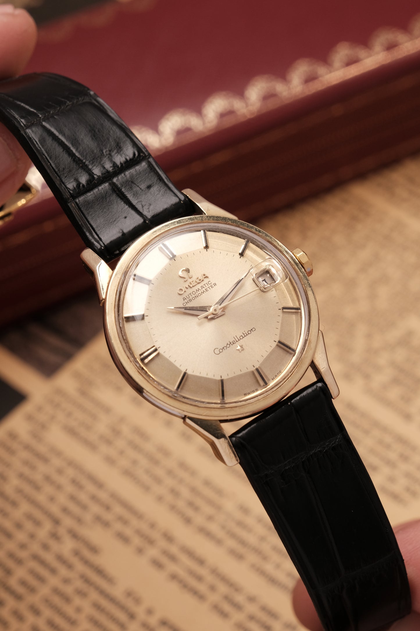 1962 OMEGA CONSTELLATION PIE PAN Champagne Dial CHRONOMETER REF 14902-62 or 168.005