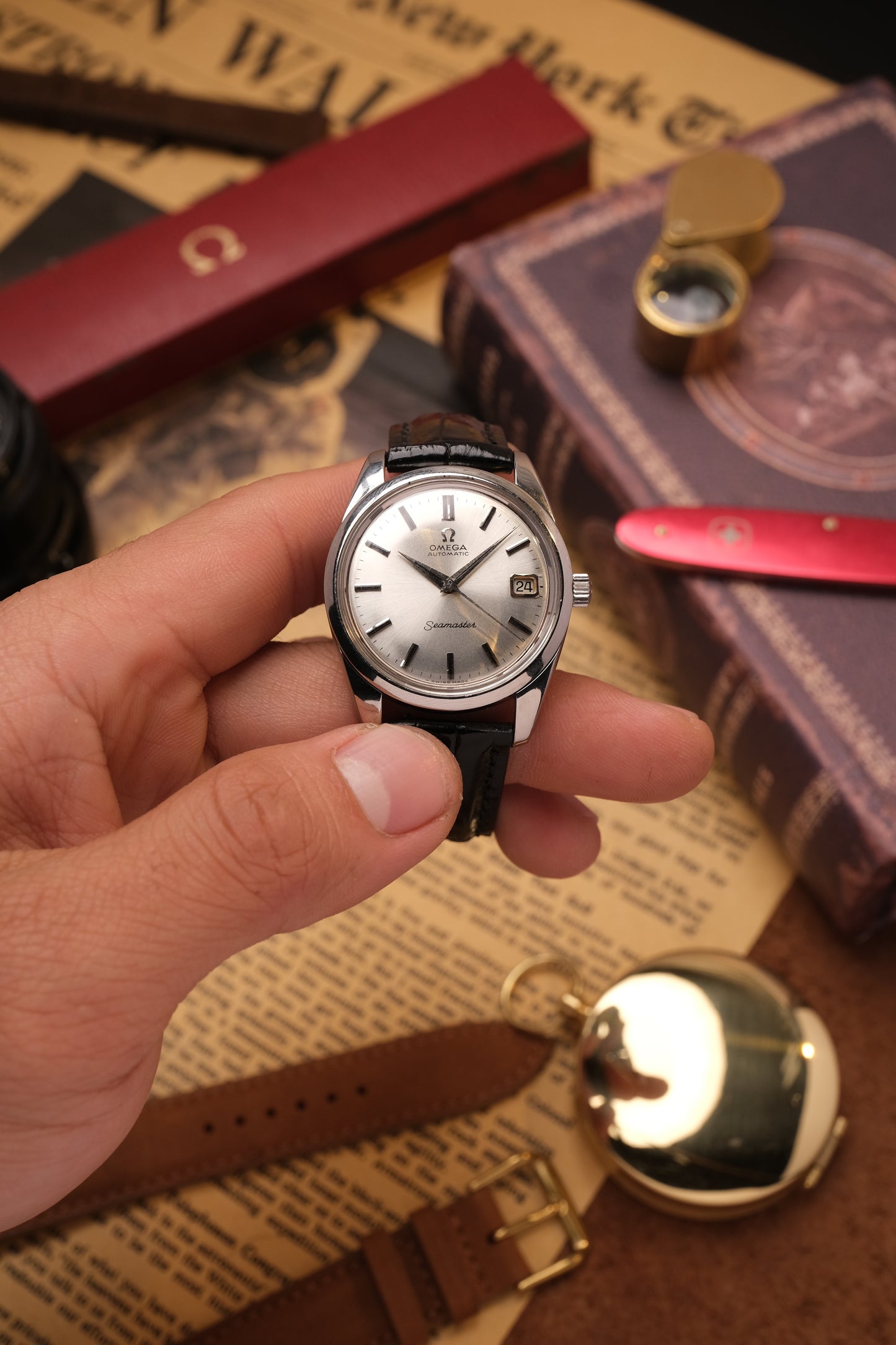 Vintage Omega Seamaster Automatic 166.010 (Black leather strap)