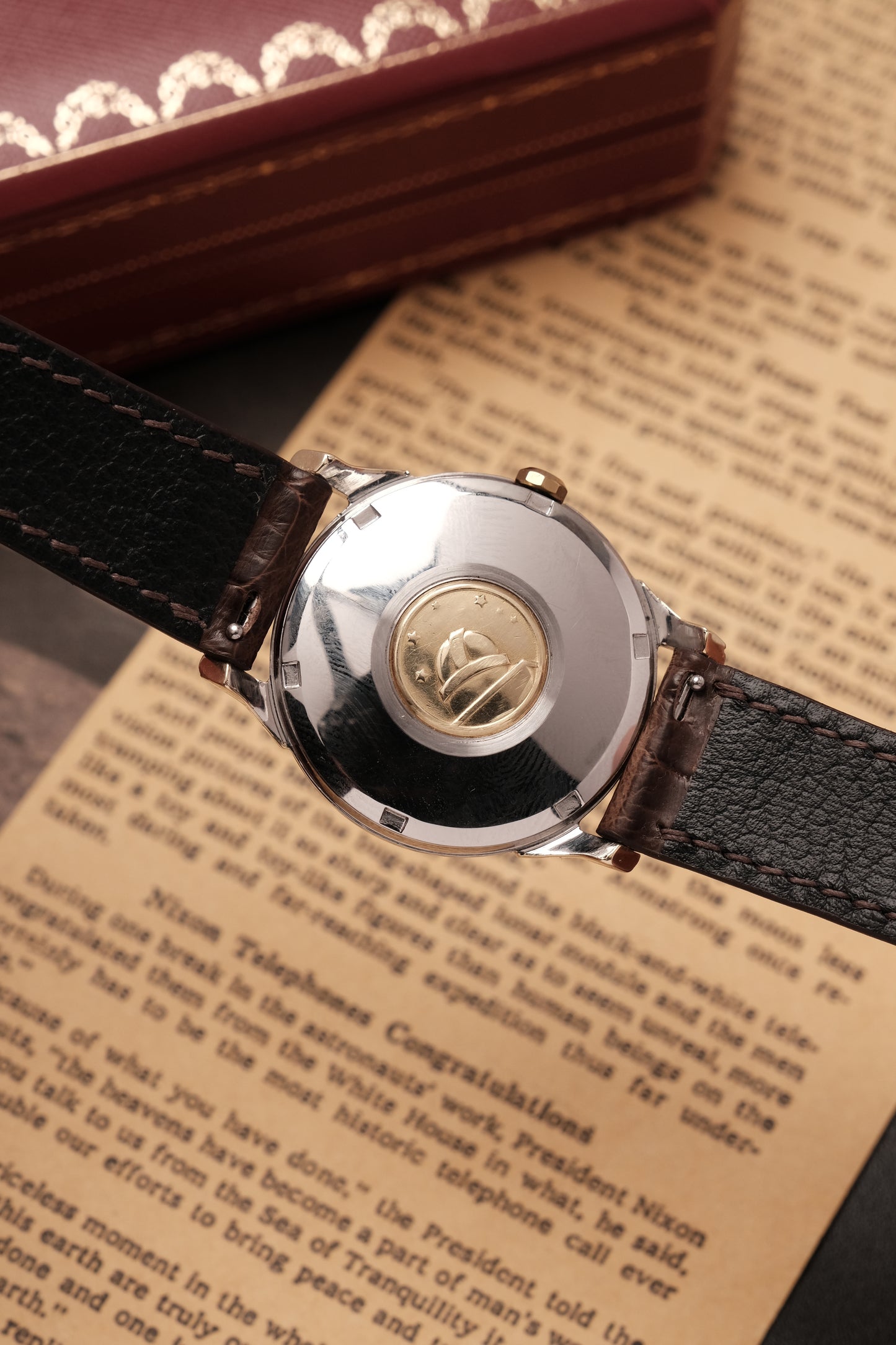 1966 OMEGA CONSTELLATION PIE PAN DOG LEG White Dial AUTOMATIC CHRONOMETER REF. 168.005 ( Dark Brown Strap)