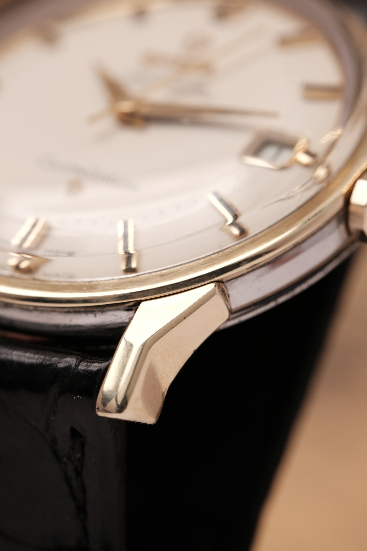 1966 OMEGA CONSTELLATION PIE PAN DOG LEG White Dial AUTOMATIC CHRONOMETER REF. 168.005