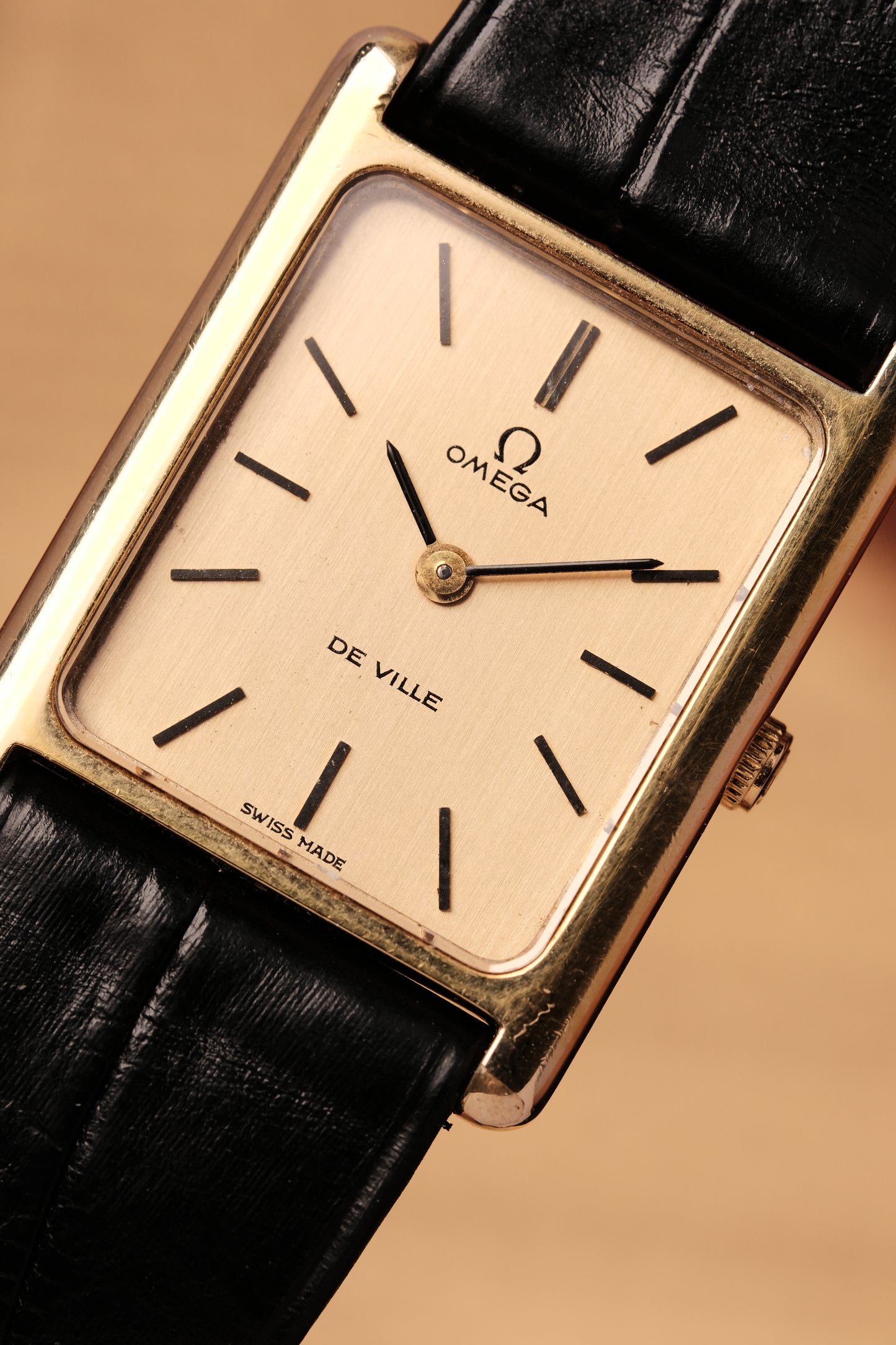 Vintage Tank OMEGA DE VILLE Manual Winding REF. 511.0404