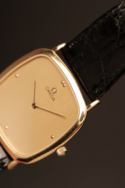 Vintage Omega De Ville Square (30x30mm) Quartz Ref. 195.0077