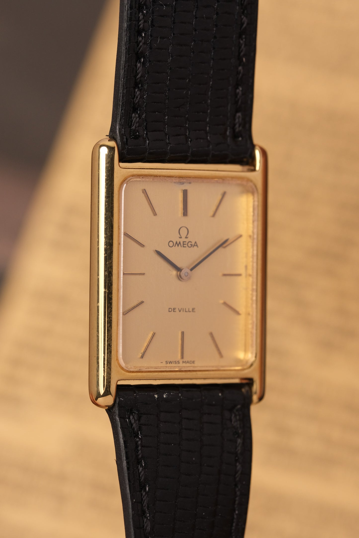 Vintage Tank OMEGA DE VILLE Manual Winding REF. 511.0404