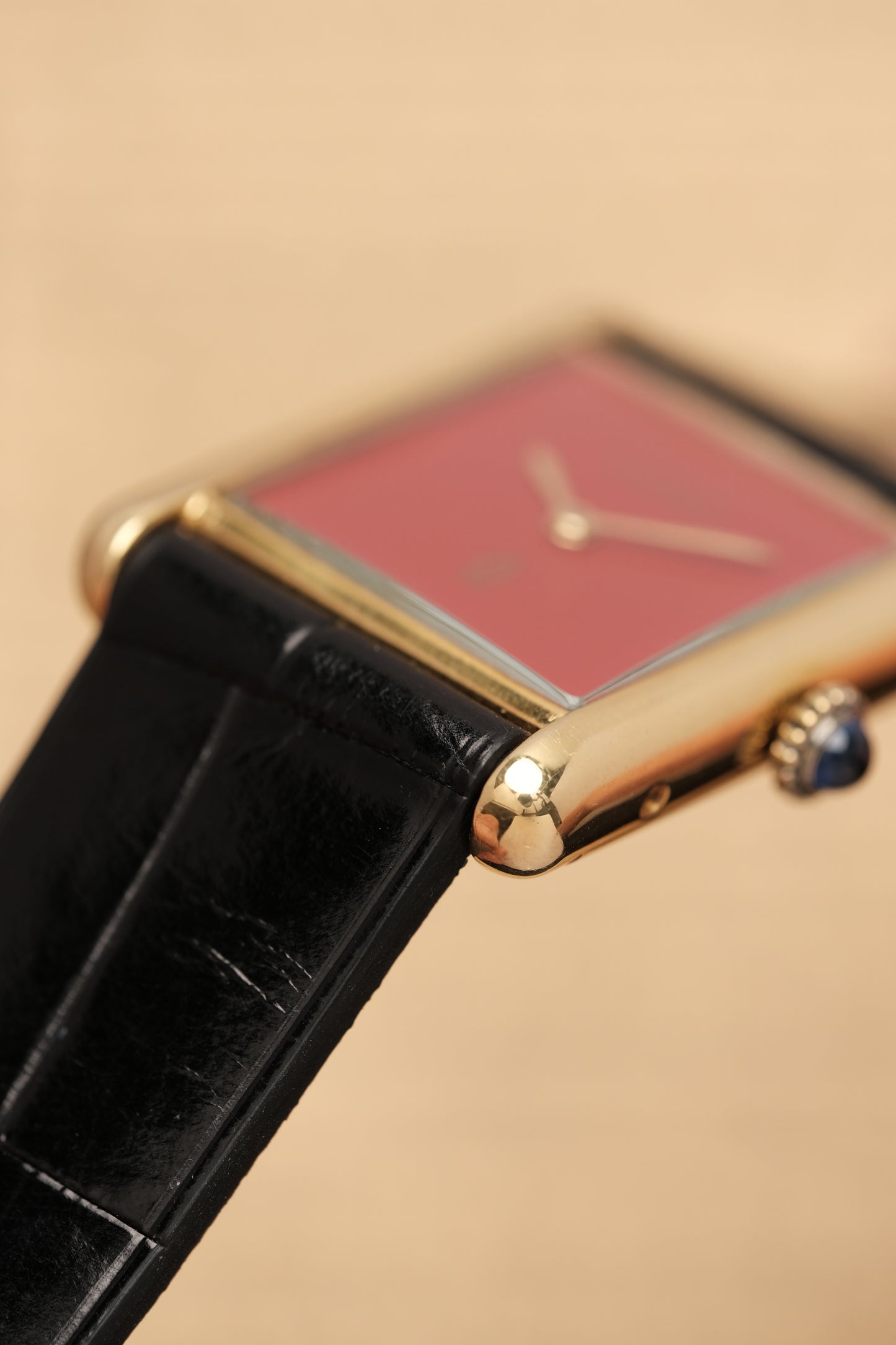 CARTIER MUST DE TANK VERMEIL (LM 23x31mm) HAND WINDING FERRARI RED DIAL