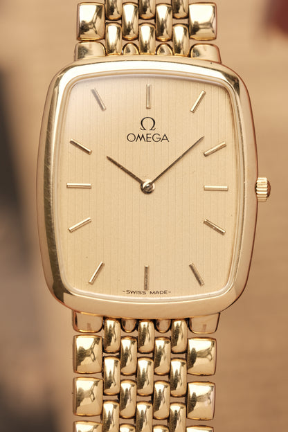 Omega De Ville Ref. 395.0876.2 Cal.1378 Ultra Thin Gold Quartz Integrated Bracelet