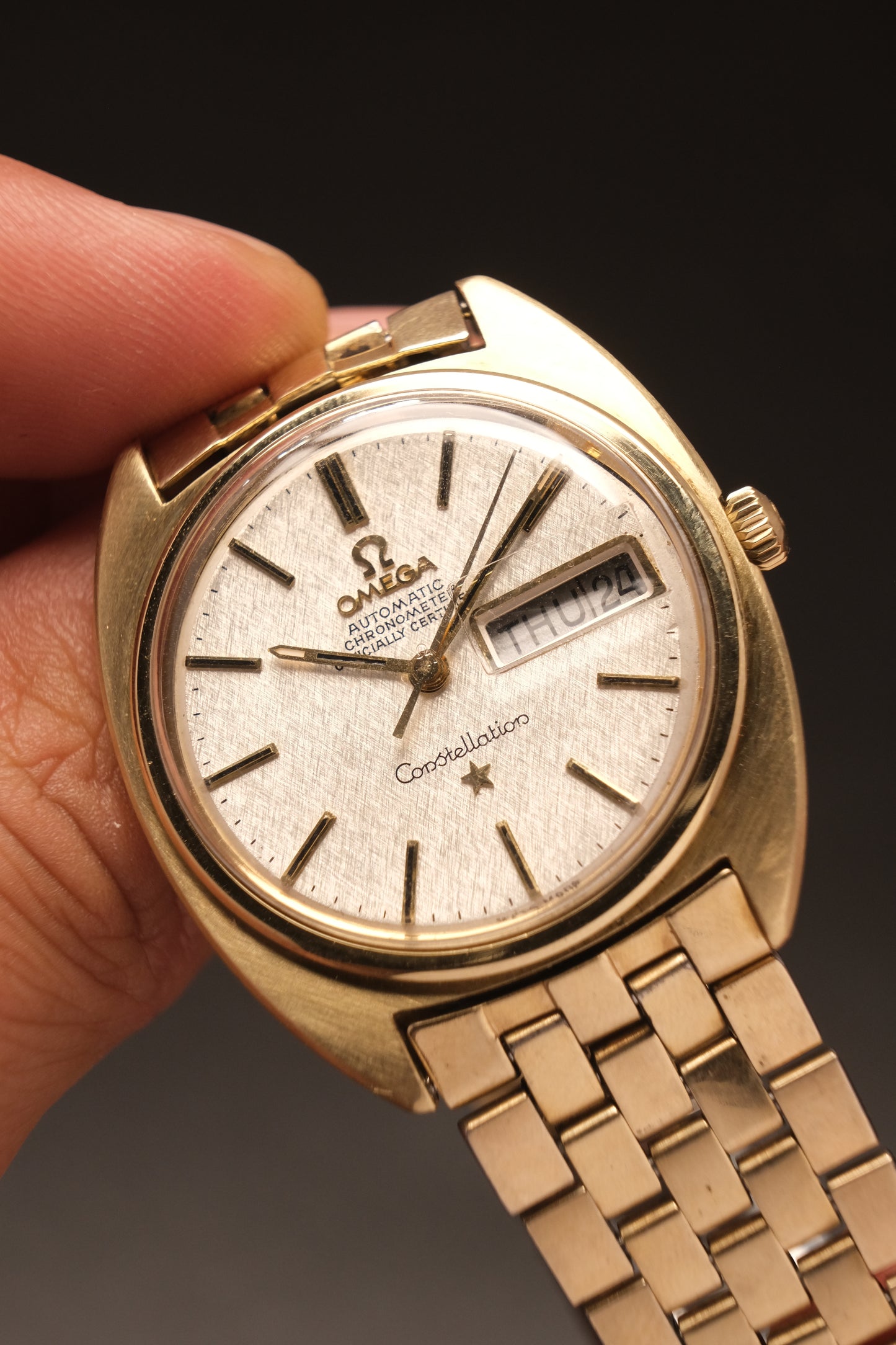 OMEGA Constellation C-shape Day-date Chronometer Linen White Dial  - 168.029