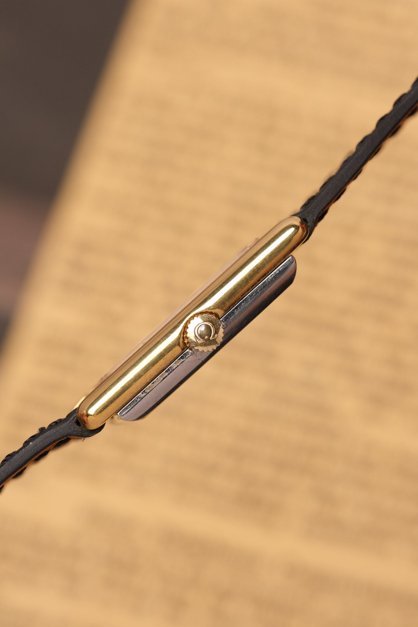 Vintage Tank OMEGA DE VILLE Manual Winding REF. 511.0404