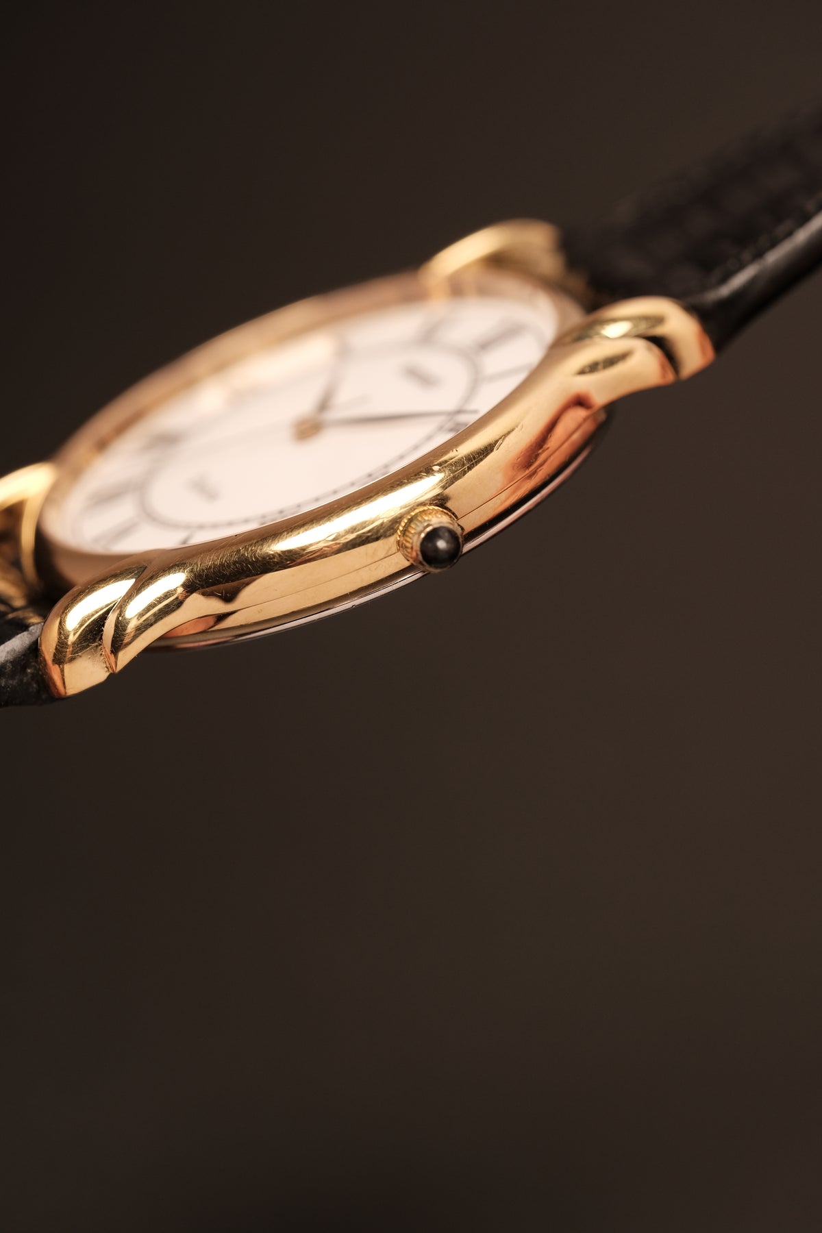 1989 Vintage  Seiko Dolce reference 5S21-8A00 Sweeping Hand 34MM