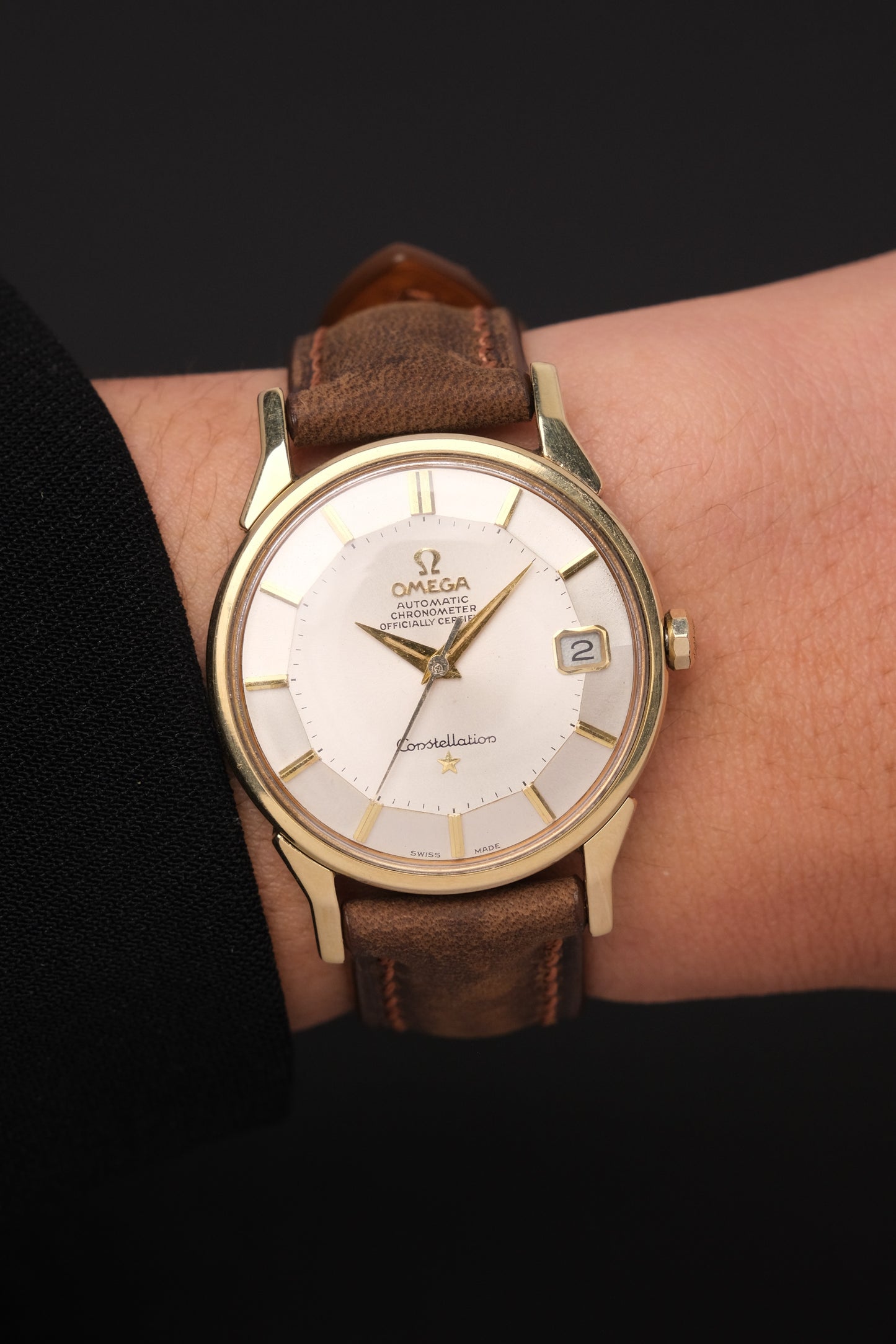 1966 OMEGA CONSTELLATION PIE PAN DOG LEG White Dial AUTOMATIC CHRONOMETER REF. 168.005