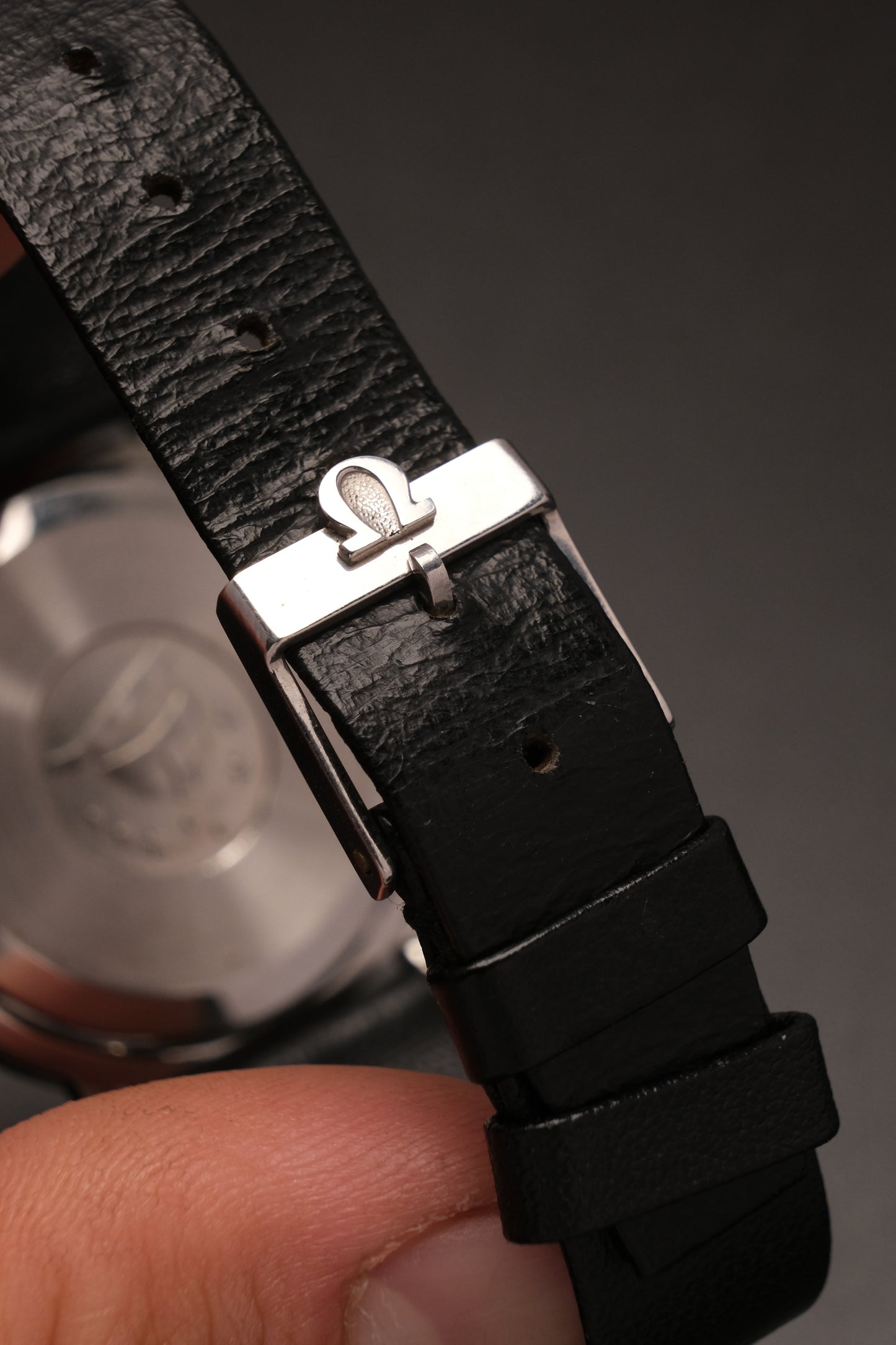 1976 OMEGA CONSTELLATION MENS VINTAGE QUARTZ  - STAINLESS STEEL