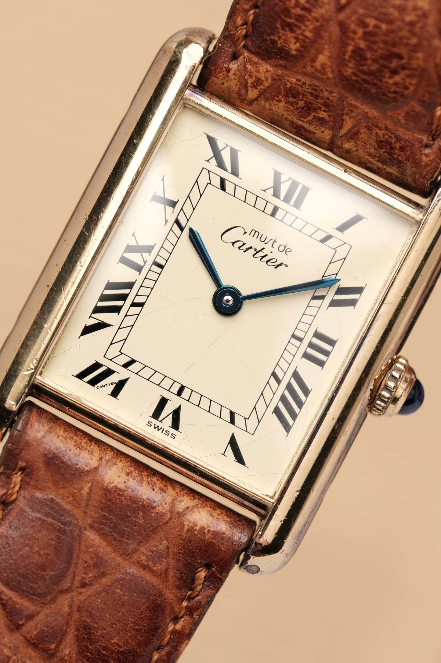 CARTIER MUST DE TANK VERMEIL (LM 23x31mm) ROMAN DIAL QUARTZ Ref.590005