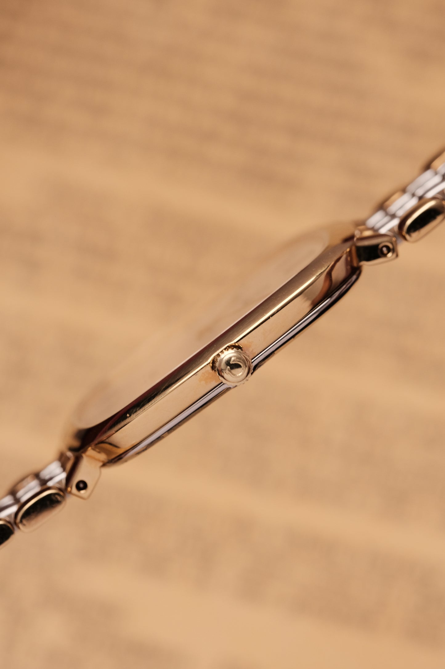 Omega De Ville Ref.395.0877 Cal.1378 Vintage Gold Quartz Integrated Bracelet