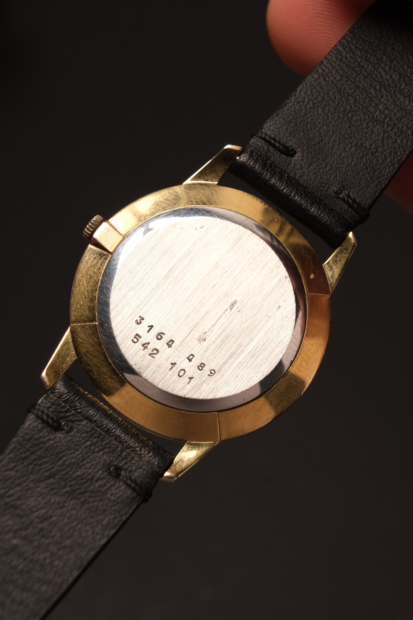 1960s Ultra thin Universal Genève Ref. 542.101