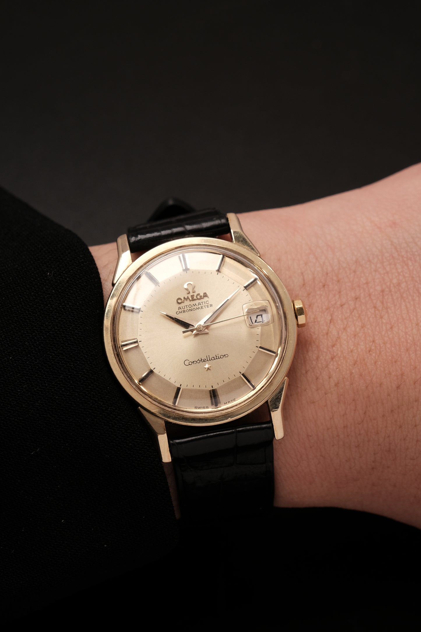 1962 OMEGA CONSTELLATION PIE PAN Champagne Dial CHRONOMETER REF 14902-62 or 168.005