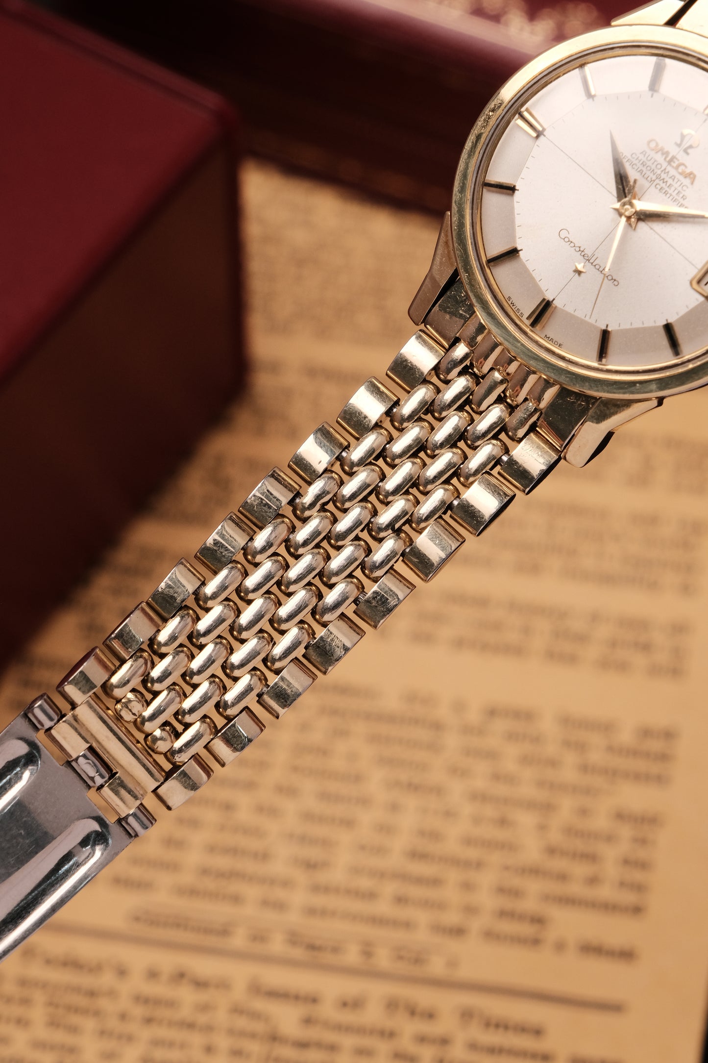 1966 OMEGA CONSTELLATION PIE PAN DOG LEG GOLD  CROSS HAIR DIAL AUTOMATIC CHRONOMETER REF. 14902-61 SC