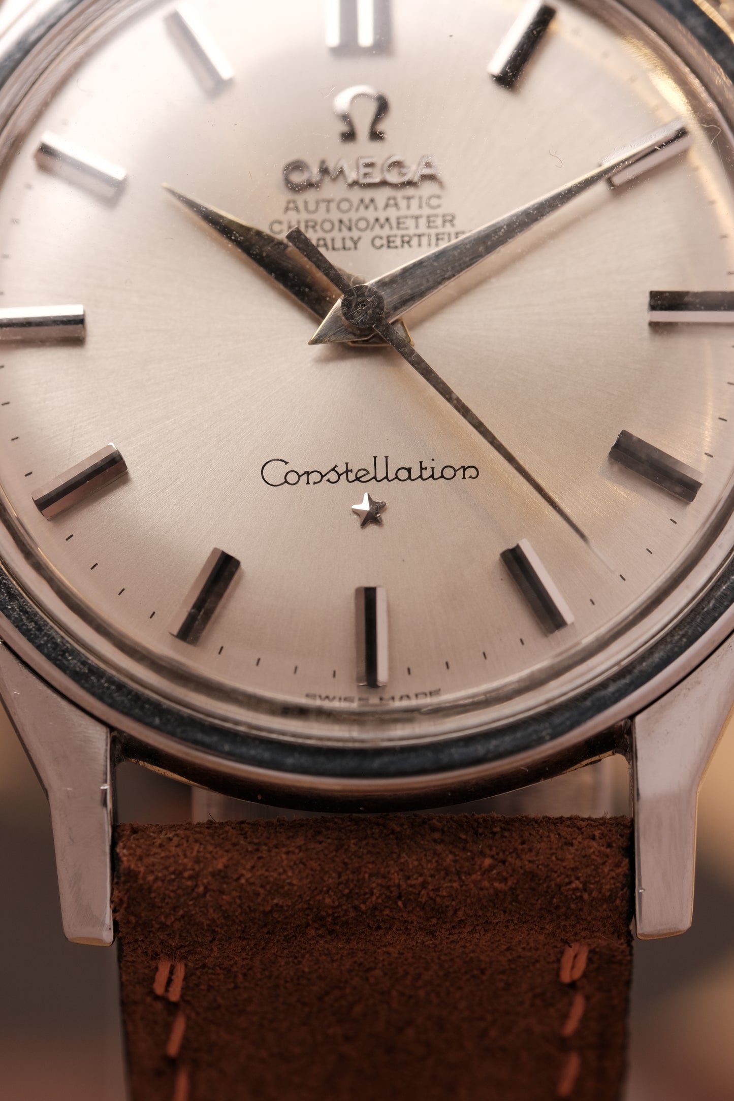 Omega Constellation Dog Leg Chronometer Automatic Ref. 14900 62 SC