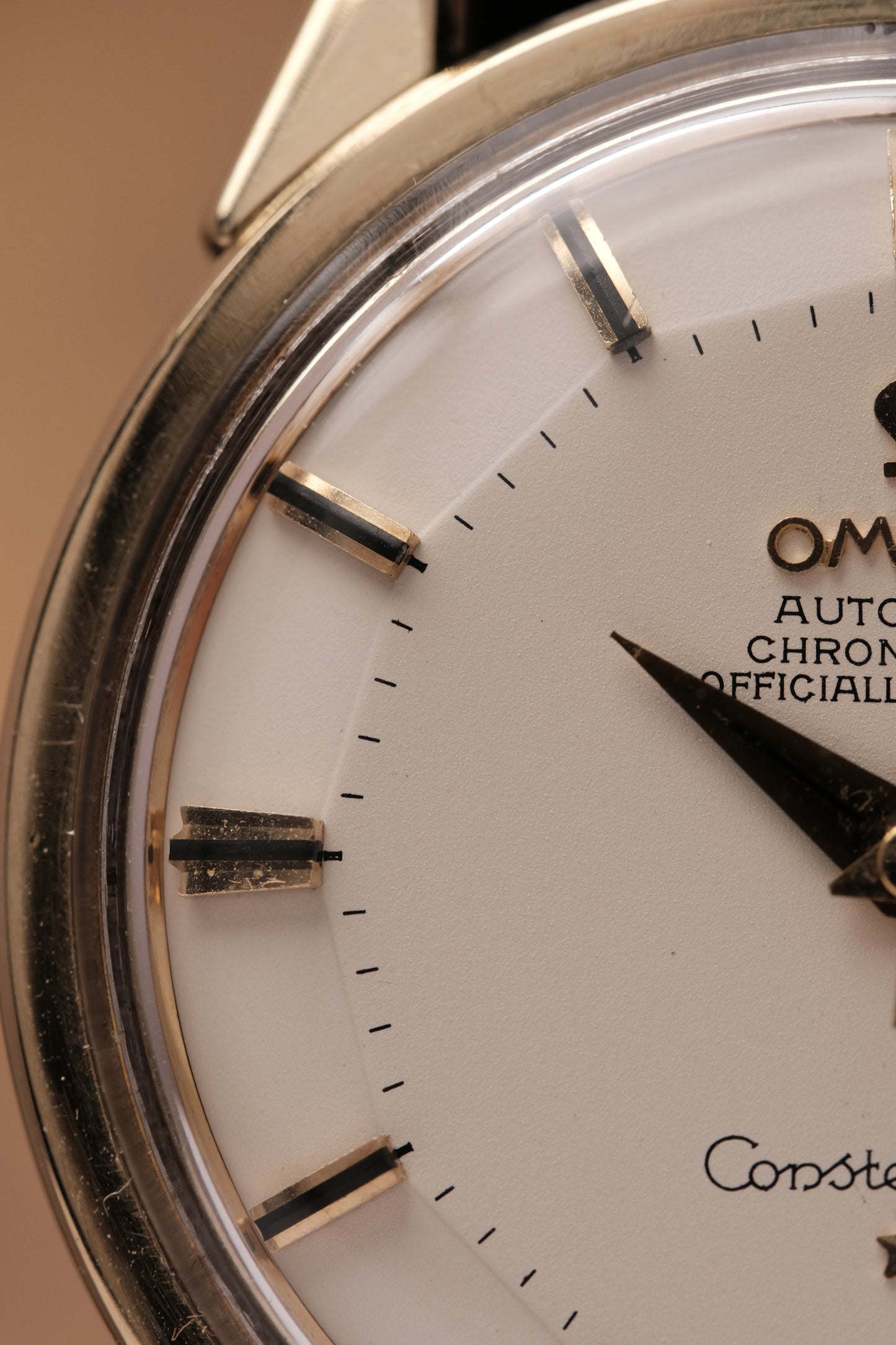 1966 OMEGA CONSTELLATION PIE PAN DOG LEG White Dial AUTOMATIC CHRONOMETER REF. 168.005