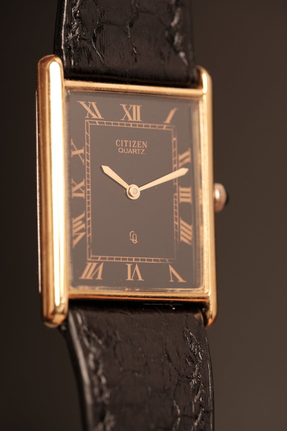 Vintage Citizen Black Dial Tank Roman numerals Ref. 47-3201 (25x35mm)