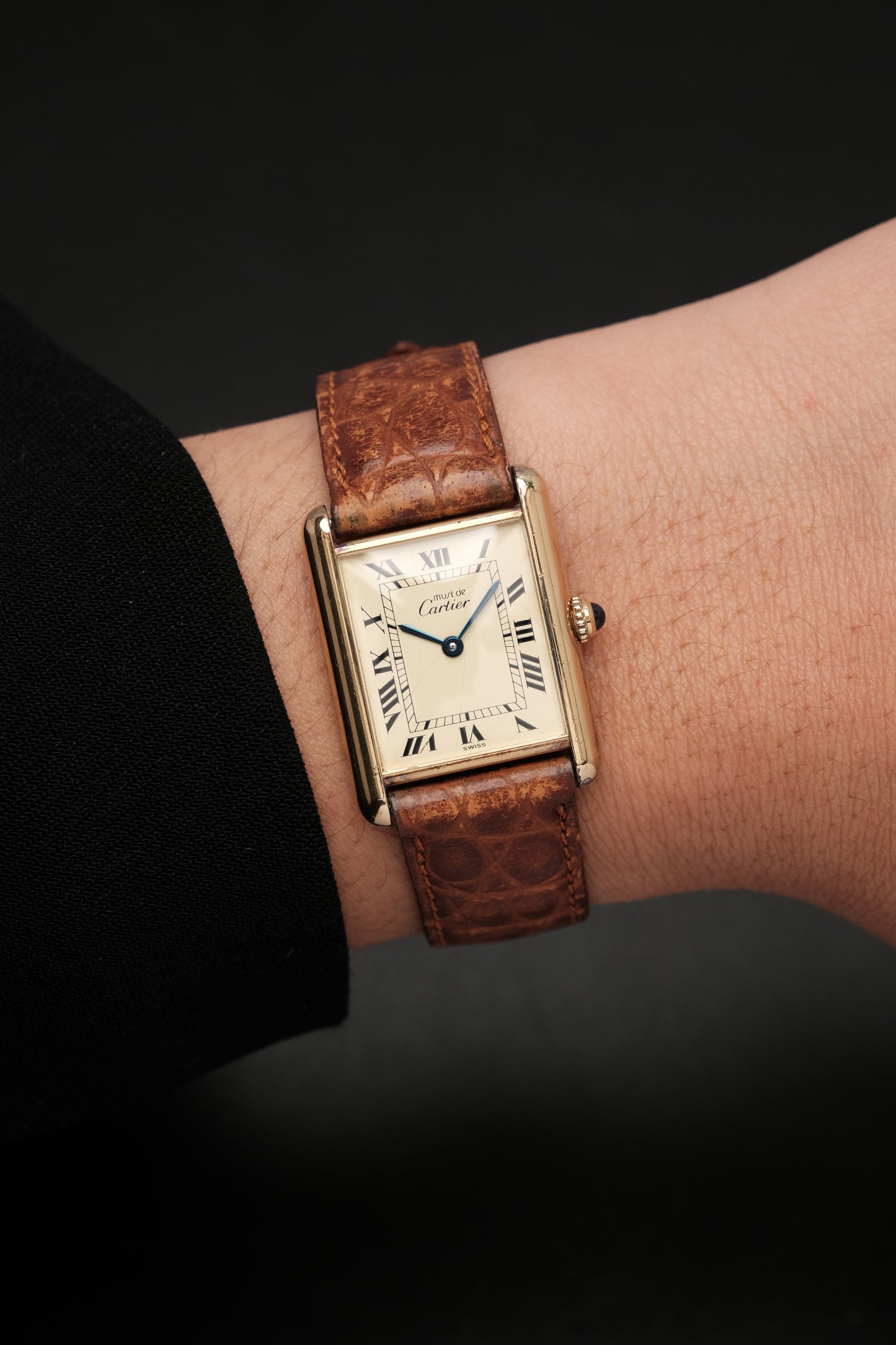 CARTIER MUST DE TANK VERMEIL (LM 23x31mm) ROMAN DIAL QUARTZ Ref.590005