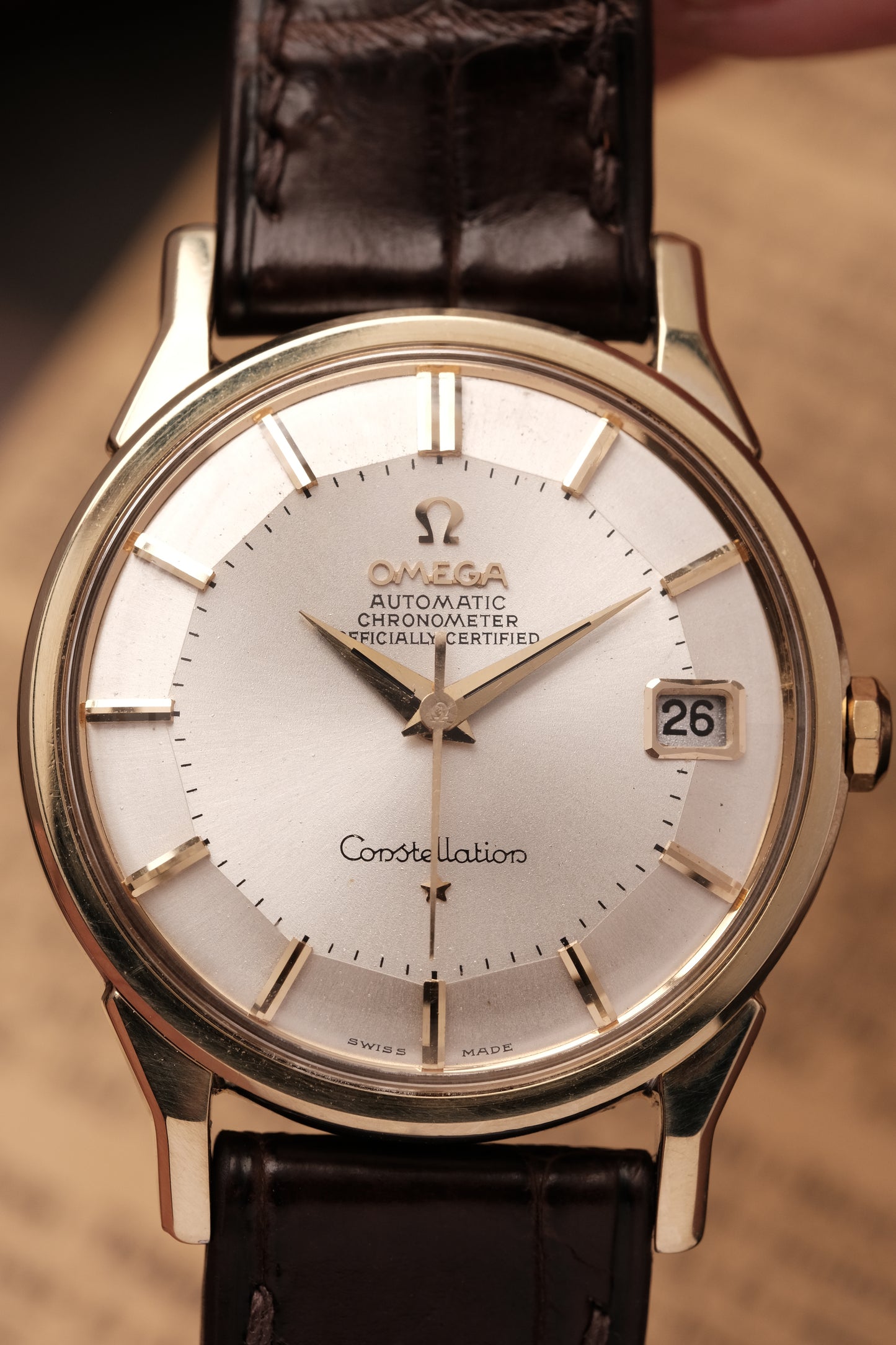 1966 OMEGA CONSTELLATION PIE PAN DOG LEG White Dial AUTOMATIC CHRONOMETER REF. 168.005 ( Dark Brown Strap)