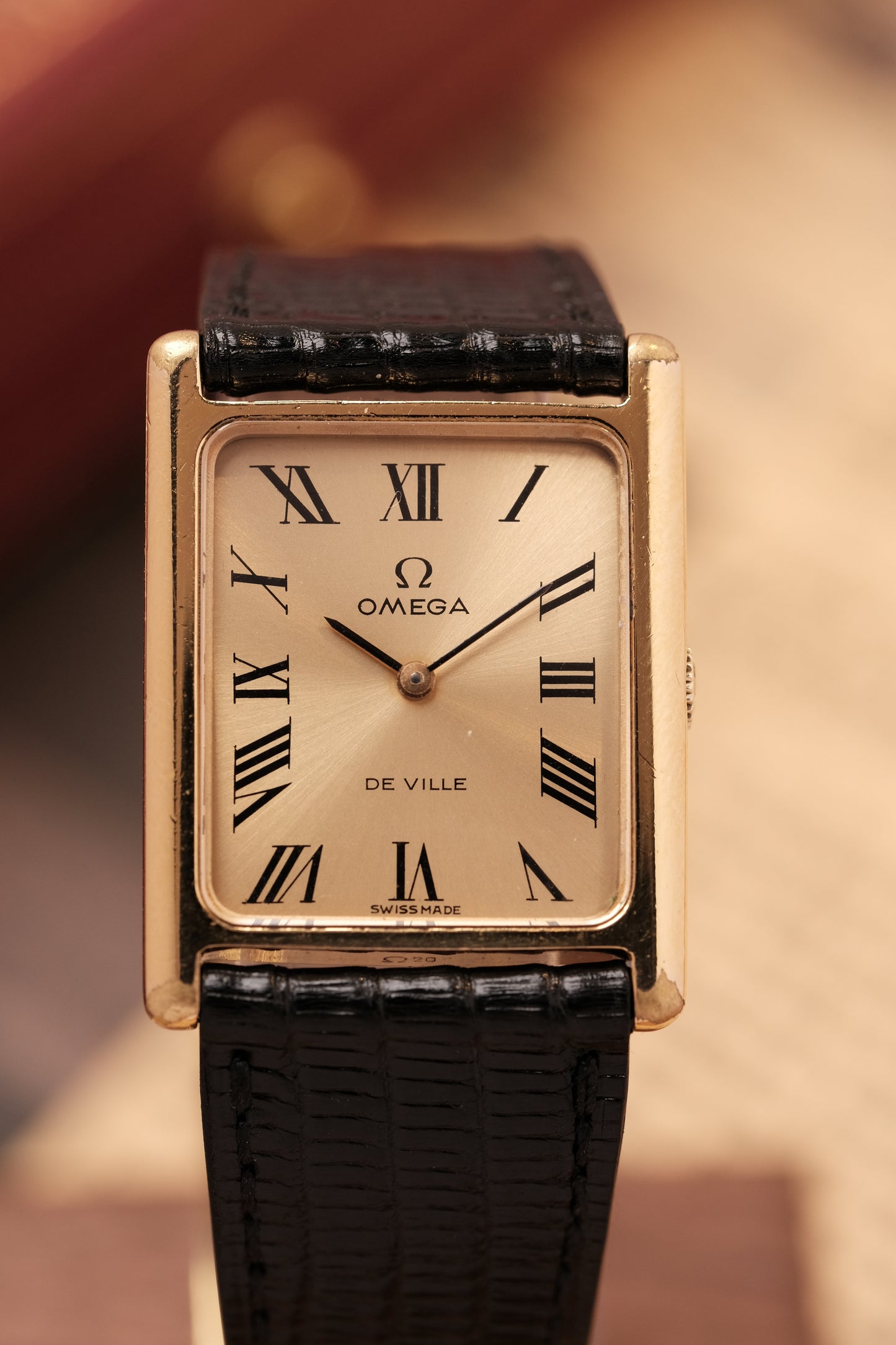 Vintage Tank OMEGA DE VILLE REF. 511.0404 (Roman number dial )