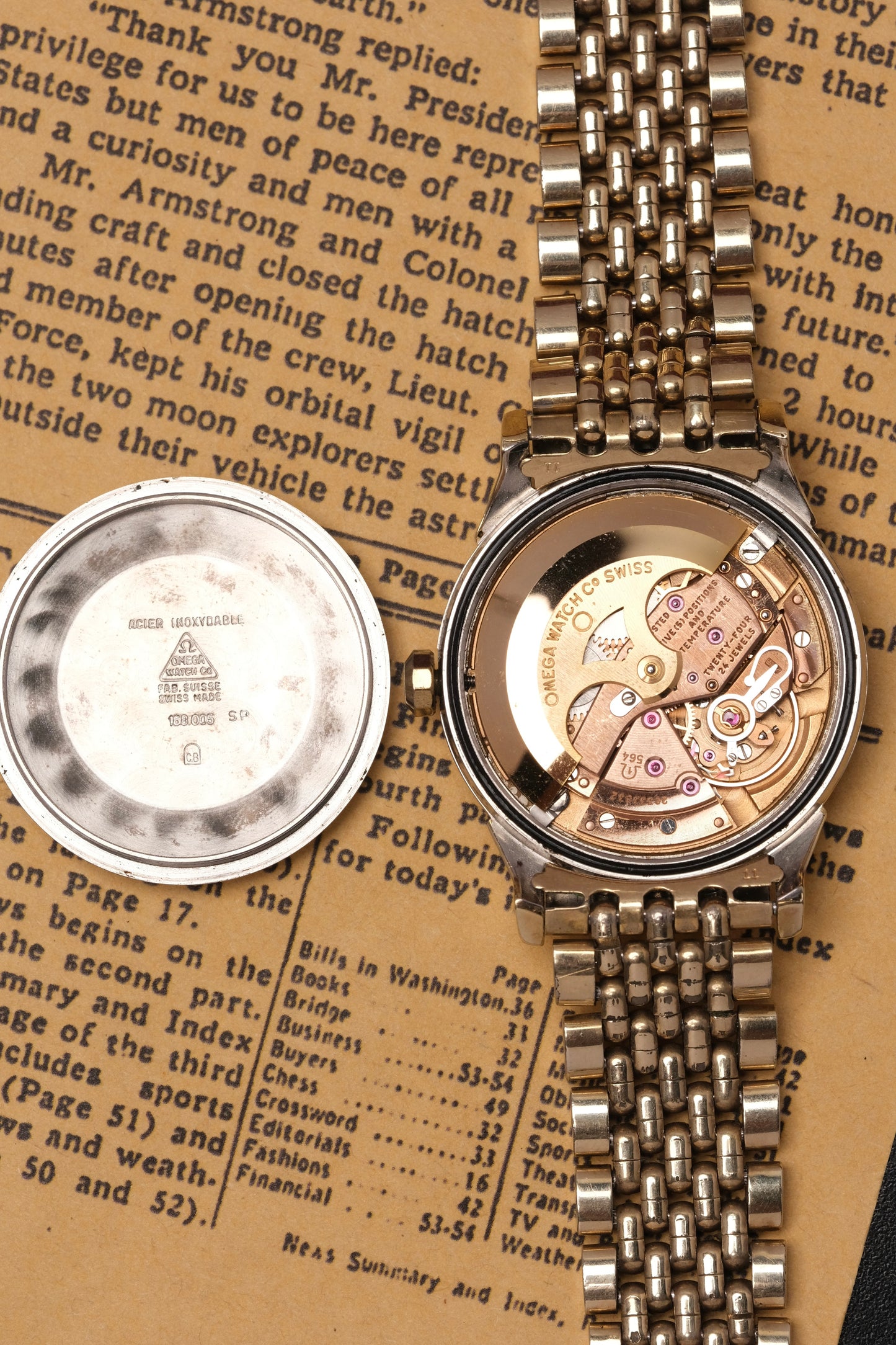 1968 OMEGA CONSTELLATION PIE PAN DOG LEG GOLD BRACELET  AUTOMATIC CHRONOMETER REF. 168.005