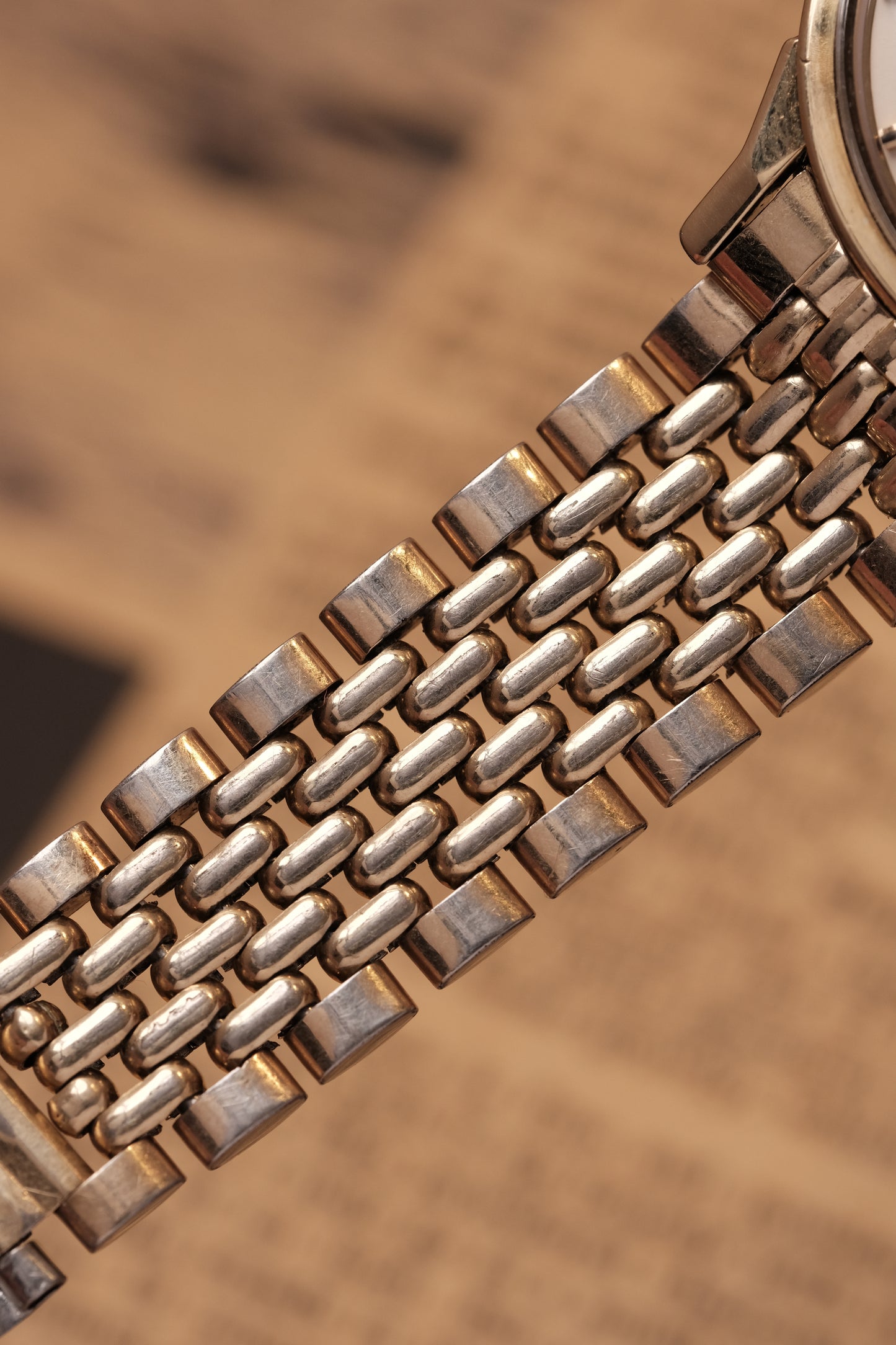 1963 OMEGA CONSTELLATION PIE PAN DOG LEG GOLD AUTOMATIC CHRONOMETER REF. 168.005