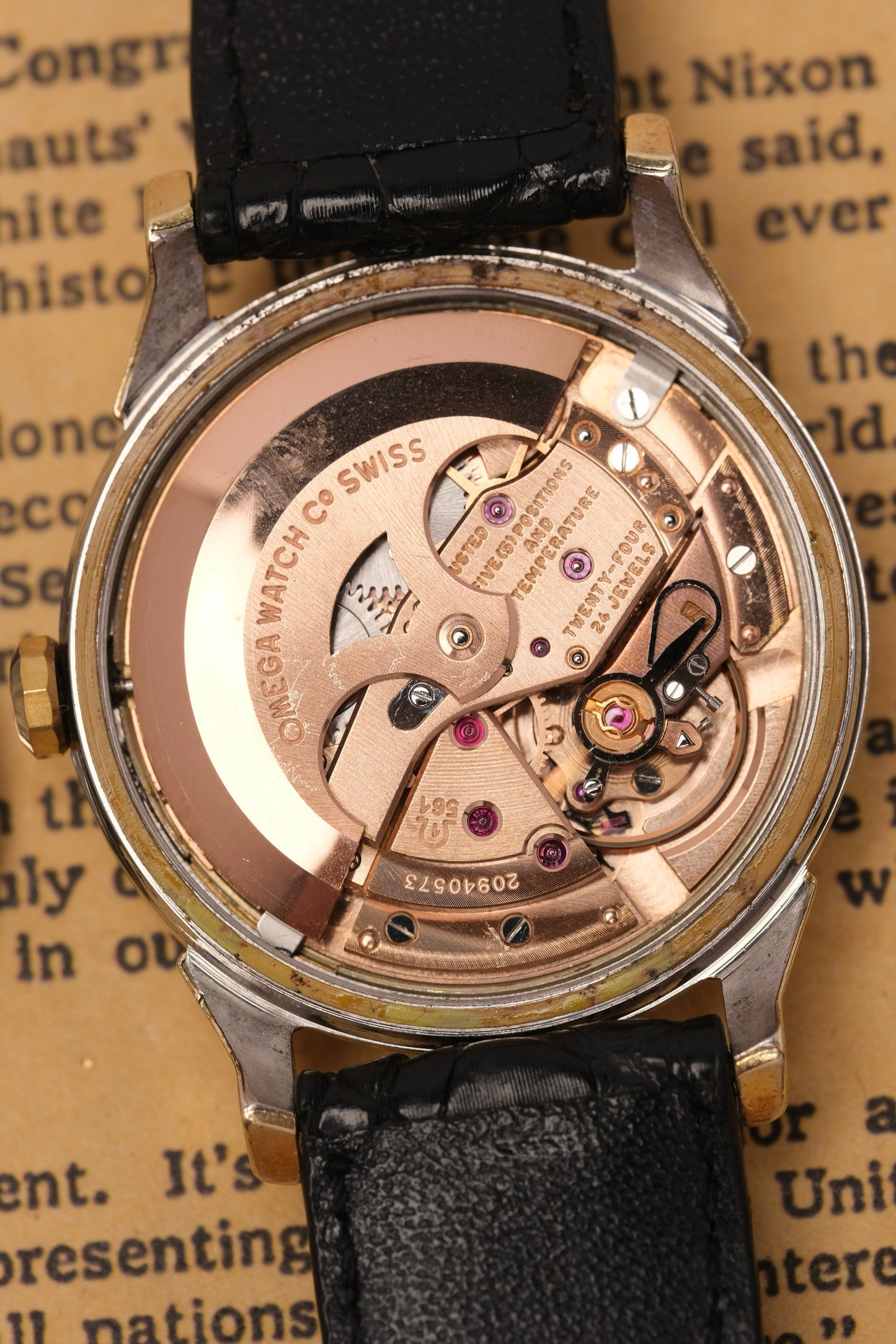 1963 OMEGA CONSTELLATION PIE PAN DOG LEG White Dial AUTOMATIC CHRONOMETER REF. 168.005