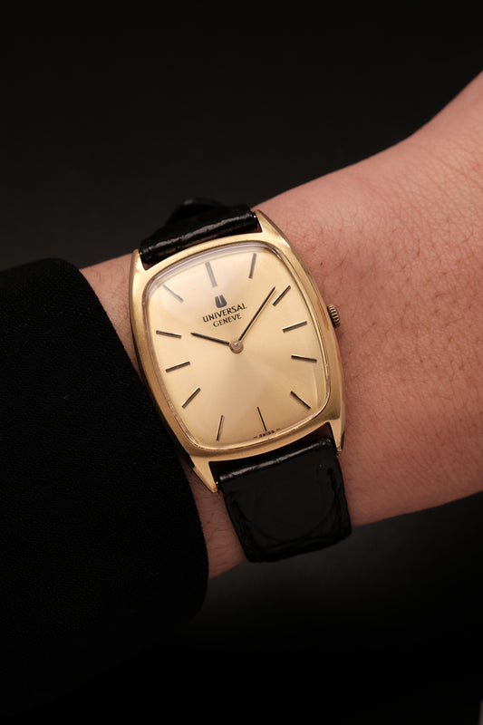 70s Manual Wind Universal GENÈVE GP Ellipse