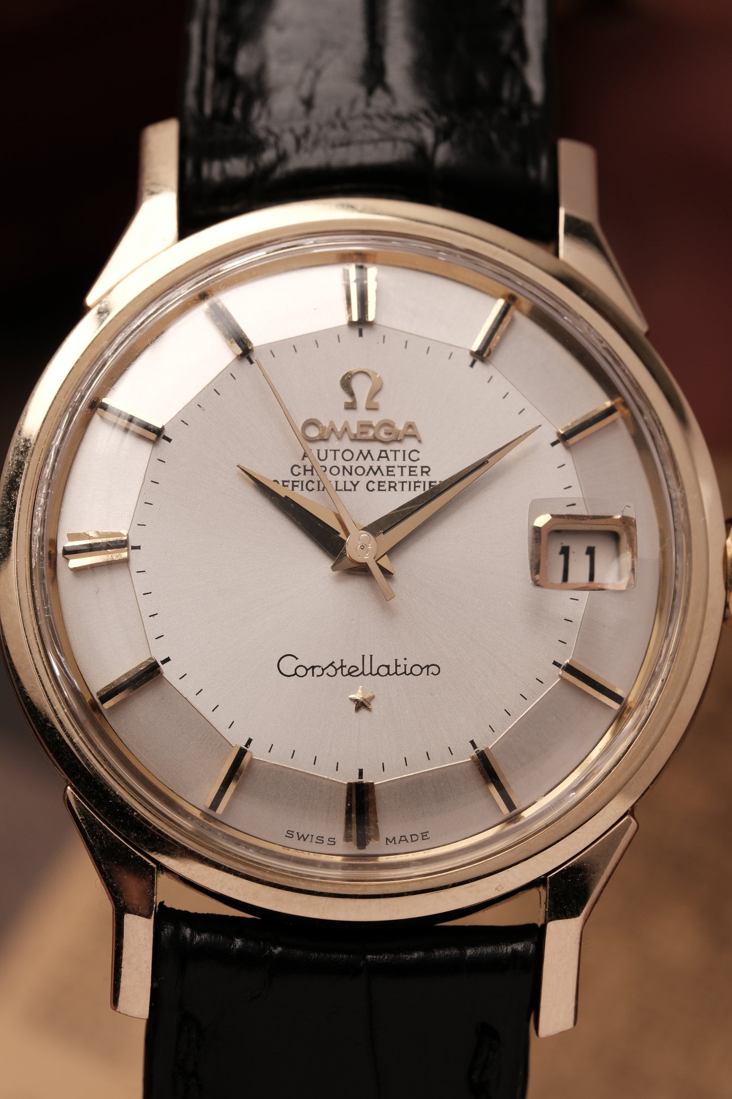 1959 OMEGA CONSTELLATION PIE PAN DOG LEG White Dial AUTOMATIC CHRONOMETER REF. 168.005 ( Black Strap)