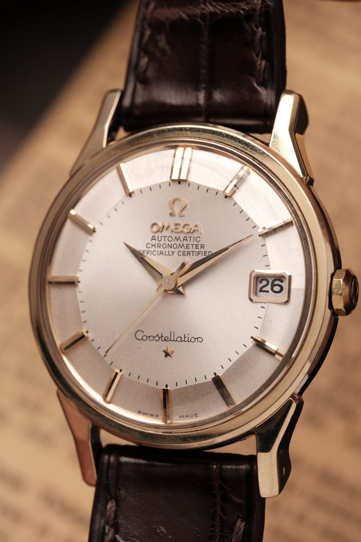 1966 OMEGA CONSTELLATION PIE PAN DOG LEG White Dial AUTOMATIC CHRONOMETER REF. 168.005 ( Dark Brown Strap)