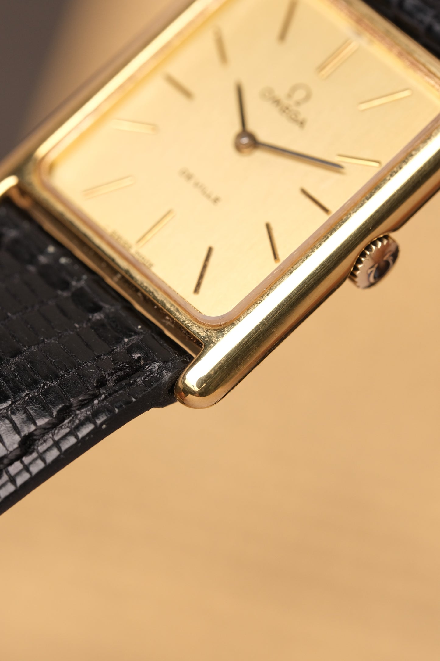 Vintage Tank OMEGA DE VILLE Manual Winding REF. 511.0404