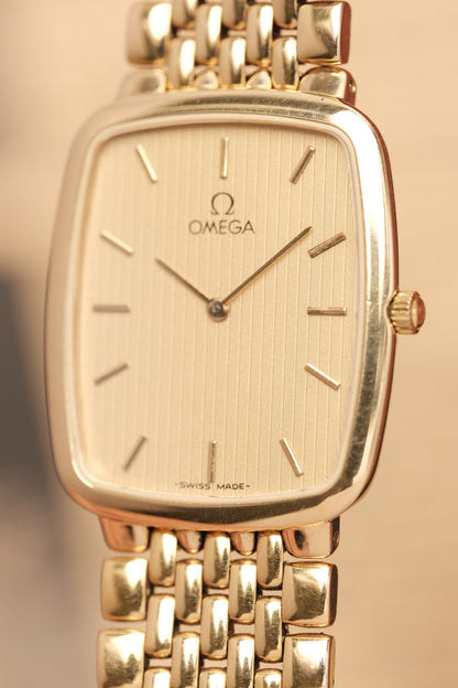Omega De Ville Ref. 395.0876.2 Cal.1378 Ultra Thin Gold Quartz Integrated Bracelet