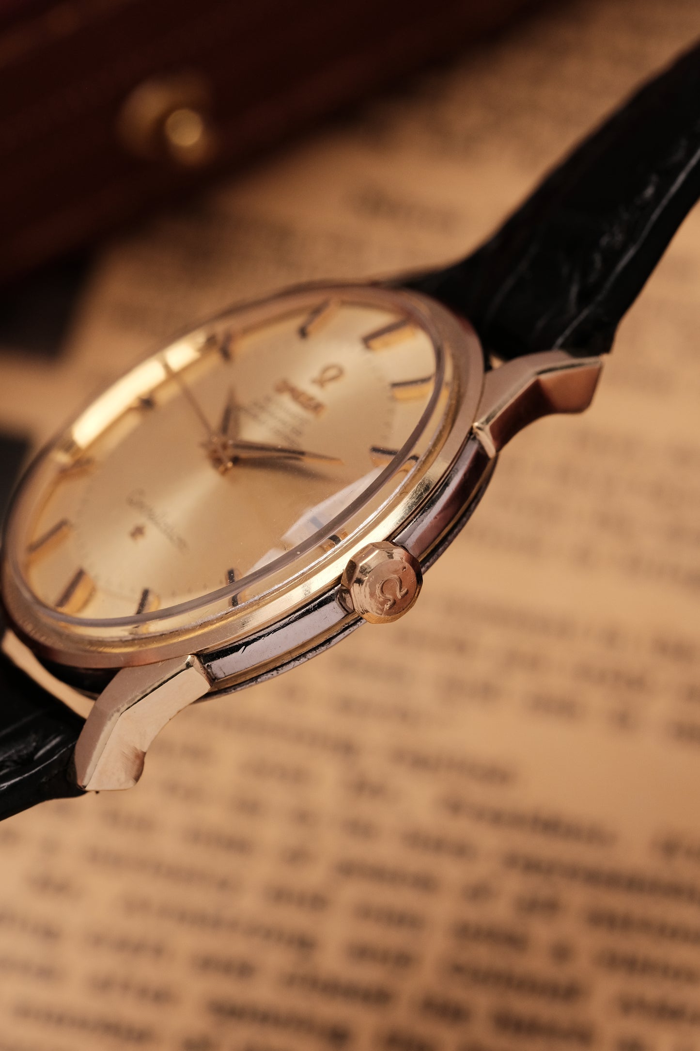 1964 OMEGA CONSTELLATION PIE PAN DOG LEG CHAMPAGNE Dial AUTOMATIC CHRONOMETER REF. 167.005
