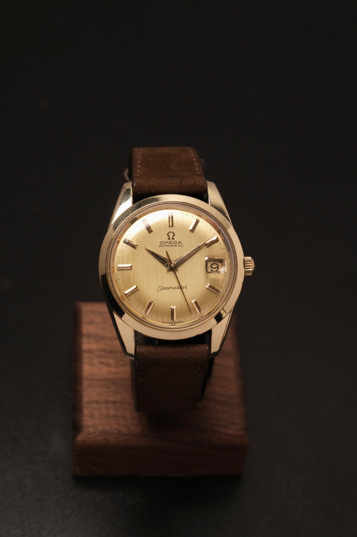 Vintage Omega Seamaster with Gold Crosshair Dial 166.010 from 1967