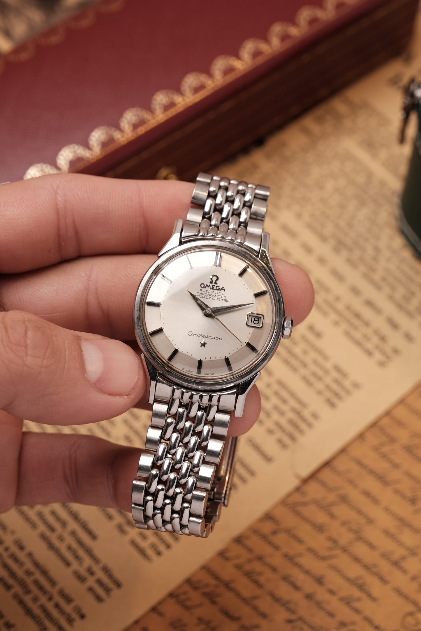 OMEGA CONSTELLATION PIE PAN DOG LEG AUTOMATIC CHRONOMETER REF. 168.005