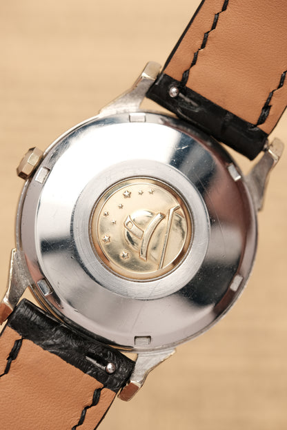 1966 OMEGA CONSTELLATION PIE PAN DOG LEG BLACK DIAL YELLOW GOLD AUTOMATIC CHRONOMETER REF. 168.005