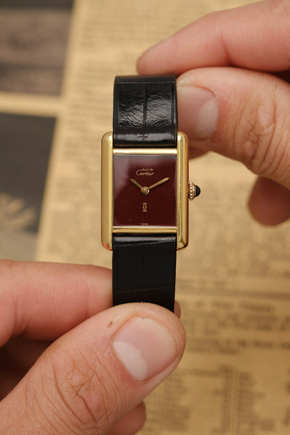 CARTIER MUST DE TANK VERMEIL (SM 20x28mm) BURGUNDY RED DIAL HAND WINDING