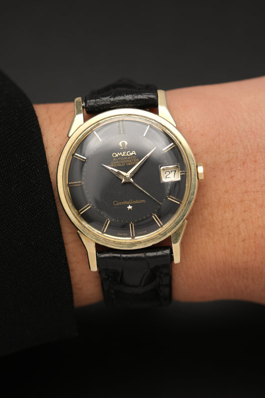 1966 OMEGA CONSTELLATION PIE PAN DOG LEG BLACK DIAL YELLOW GOLD AUTOMATIC CHRONOMETER REF. 168.005