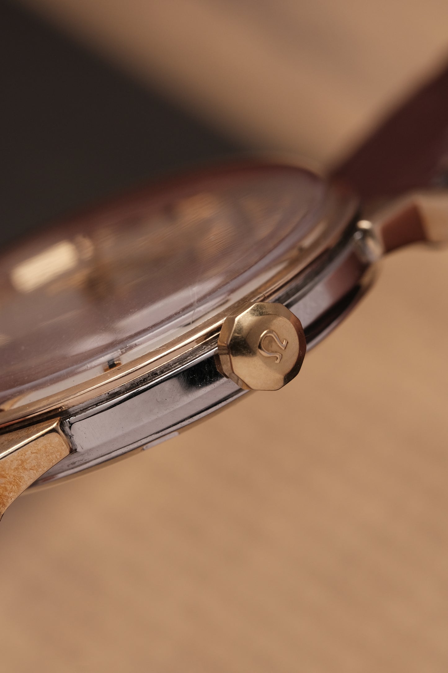 1966 OMEGA CONSTELLATION PIE PAN DOG LEG White Dial AUTOMATIC CHRONOMETER REF. 168.005