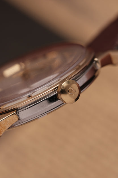 1966 OMEGA CONSTELLATION PIE PAN DOG LEG White Dial AUTOMATIC CHRONOMETER REF. 168.005