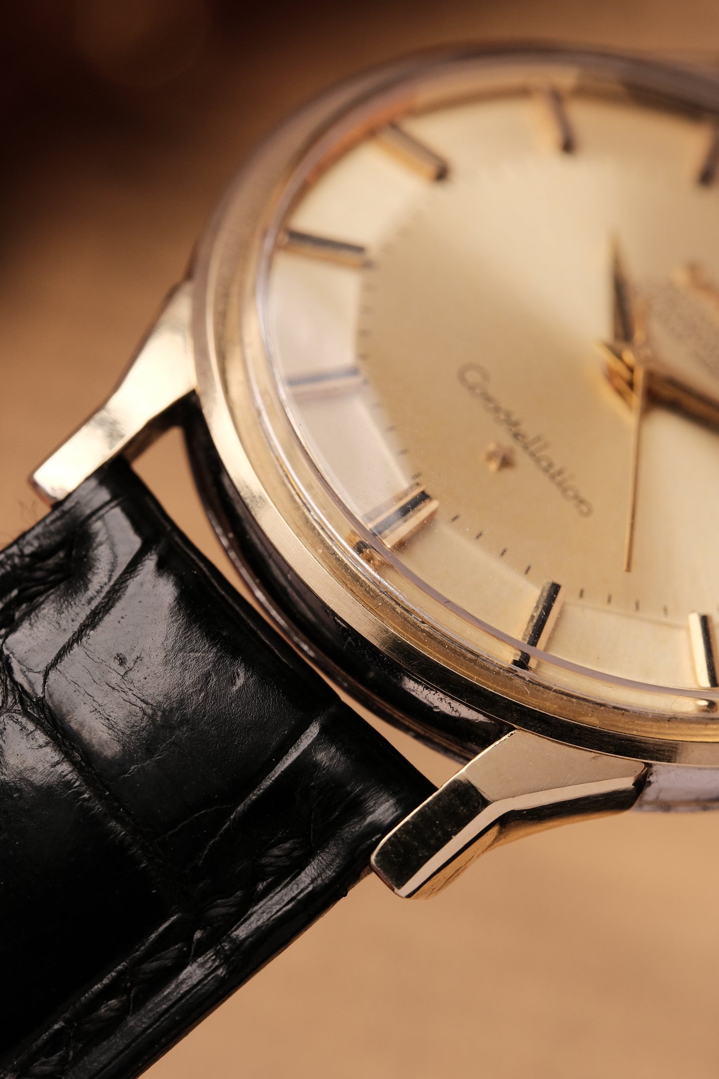1964 OMEGA CONSTELLATION PIE PAN DOG LEG CHAMPAGNE Dial AUTOMATIC CHRONOMETER REF. 167.005