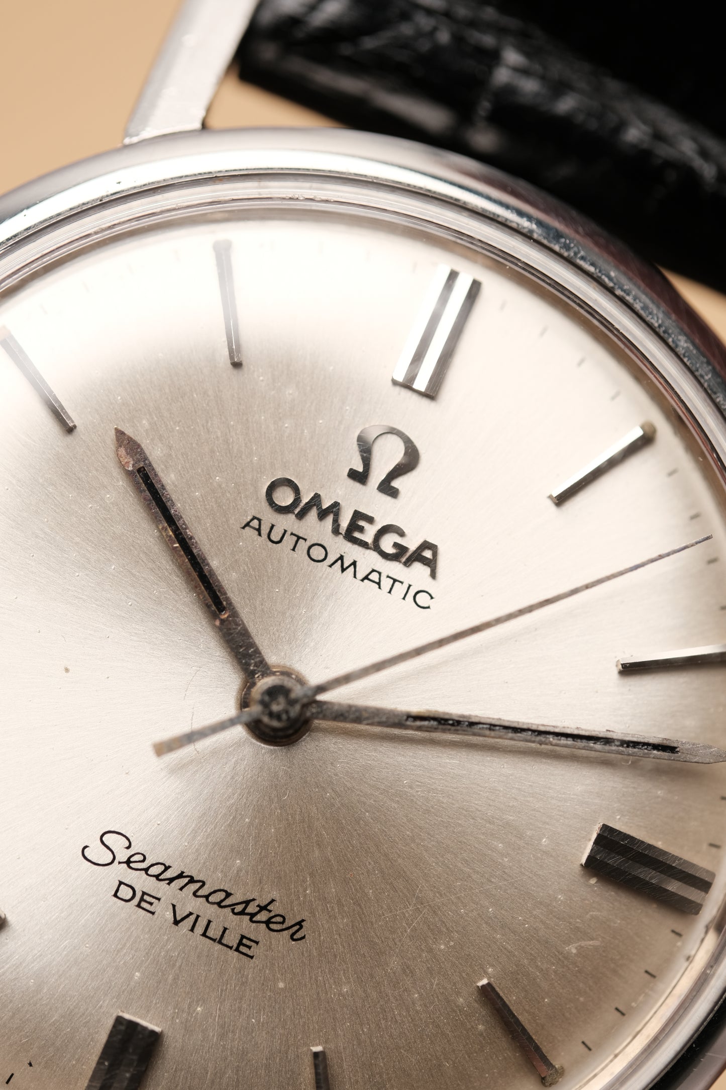 1964 Vintage Omega Seamaster De Ville Automatic White Dial 165.020