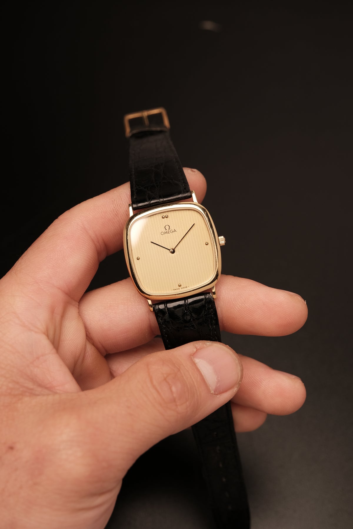 Vintage Omega De Ville Square (30x30mm) Quartz Ref. 195.0077