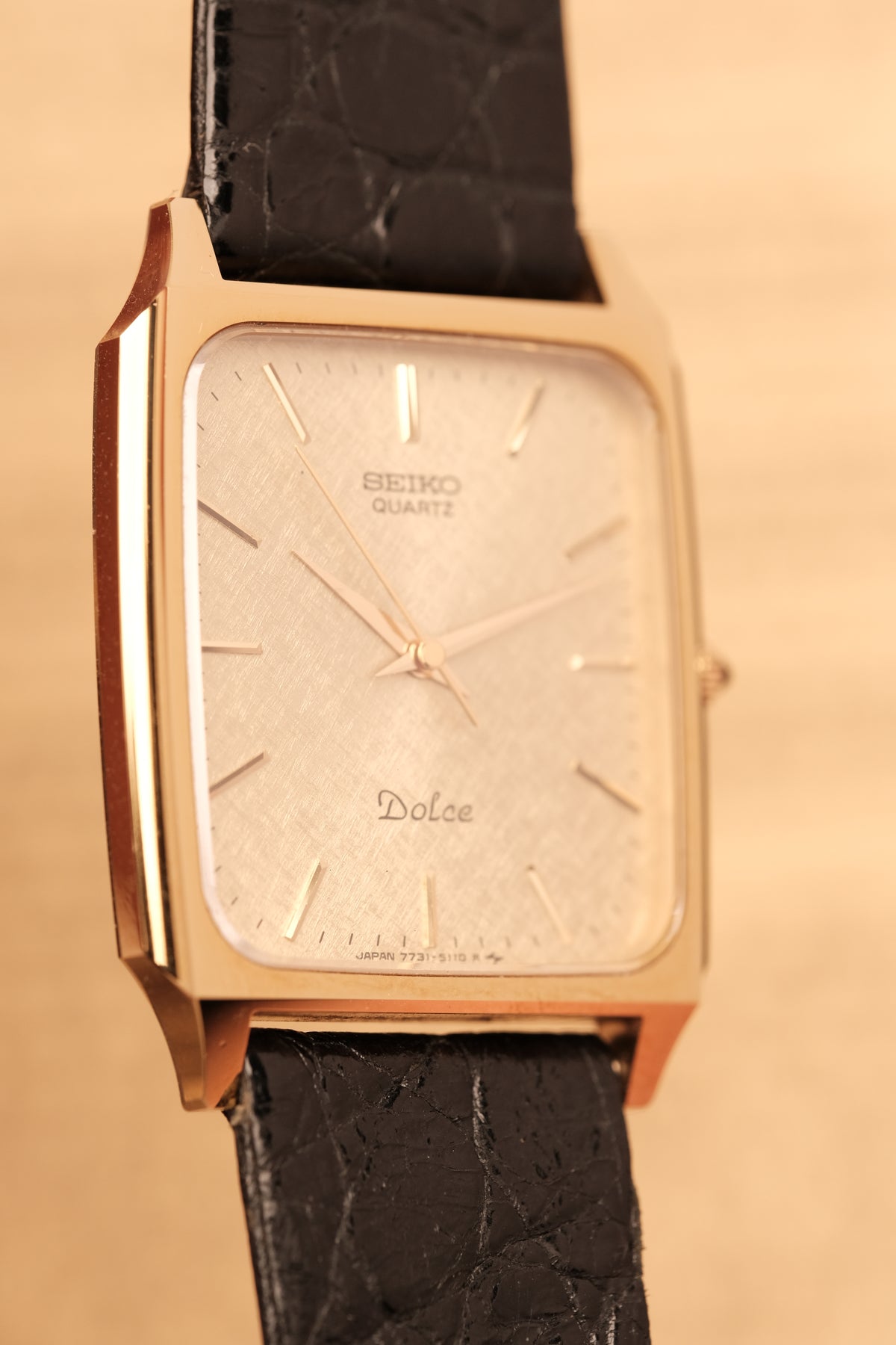 Vintage Seiko Dolce Gold Snow Flake Dial  7731-5110