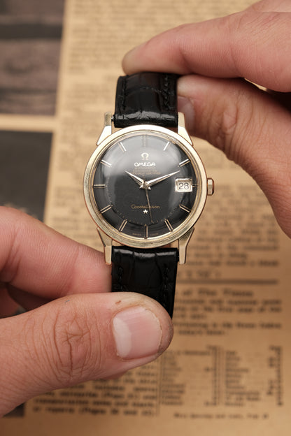 1966 OMEGA CONSTELLATION PIE PAN DOG LEG BLACK DIAL YELLOW GOLD AUTOMATIC CHRONOMETER REF. 168.005