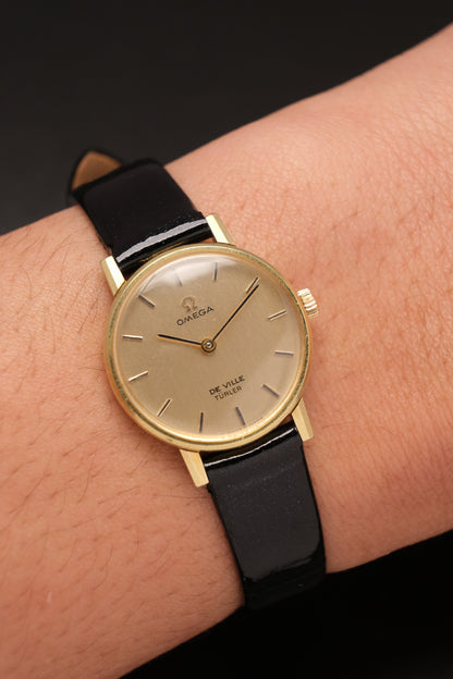 1970's Her Omega De Ville Turler  511.215 Cal. 625 Hand-Winding Vintage New Old Stock